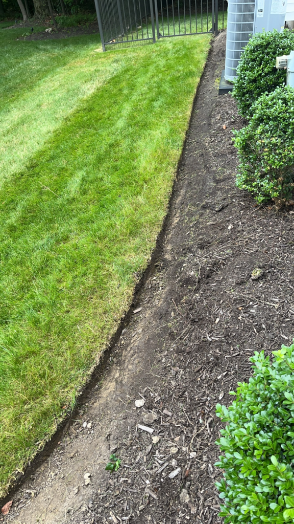 Bed edging in medina ohio by ezgreen lawn care