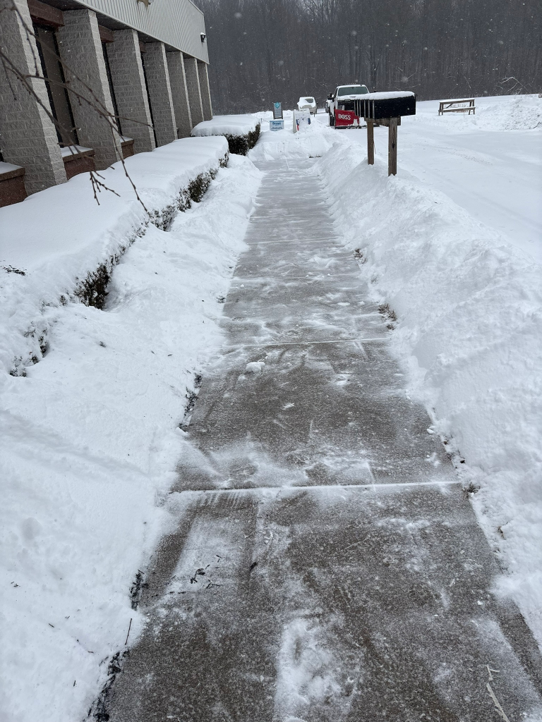 Commercial Snow removal in Medina Ohio by EZGreen Lawn Care